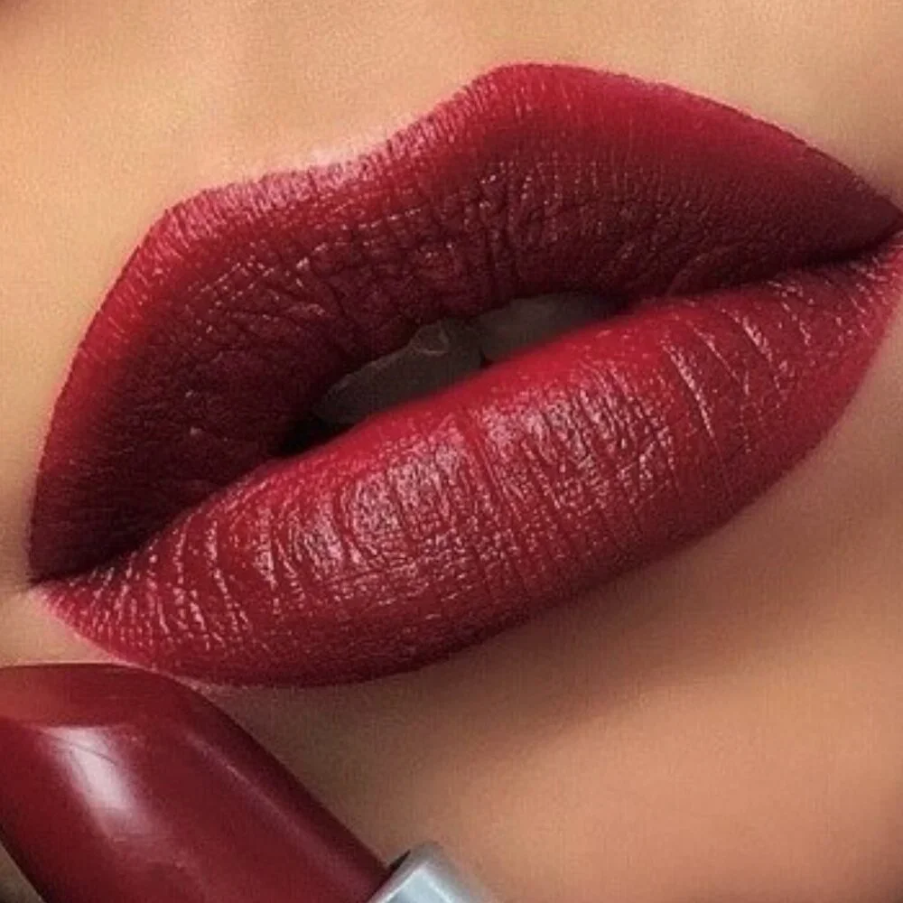 MAC DIVA Lipstick mini NEW Limited Edition Matte last one!